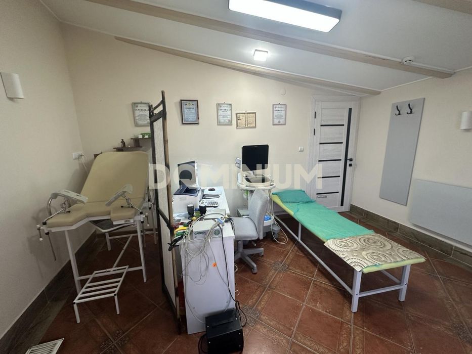 Продається приватний медичний центр