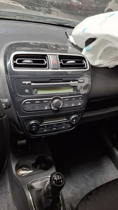 Mitsubishi space star 2020 1.2 

Mitsubishi space star 2020 1.2 com 48mil km 
Ref:3a92


Quando poderes