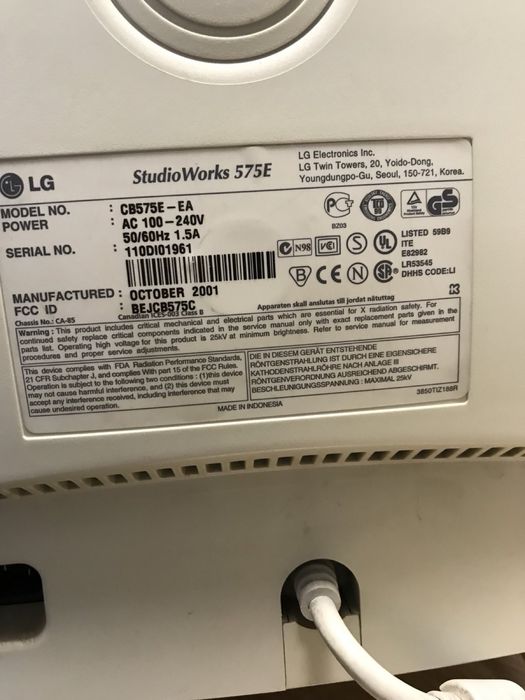 Монитор LG в рабочем состоянии