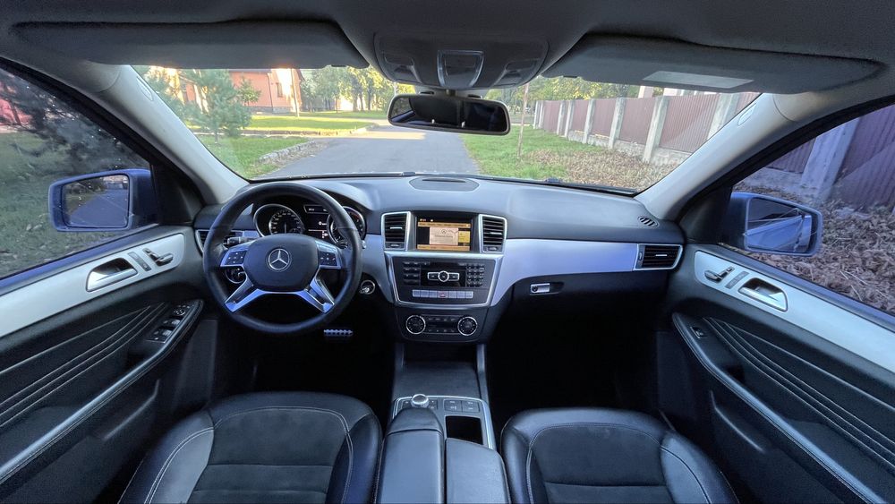 Mercedes-Benz ML350 2012 пневмо 3.0 diz