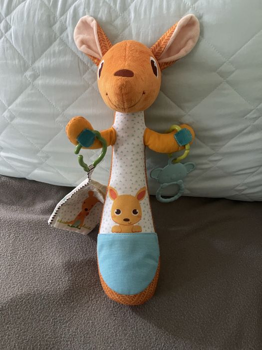 Игрушка для кроватки Tiny Love кенгуру