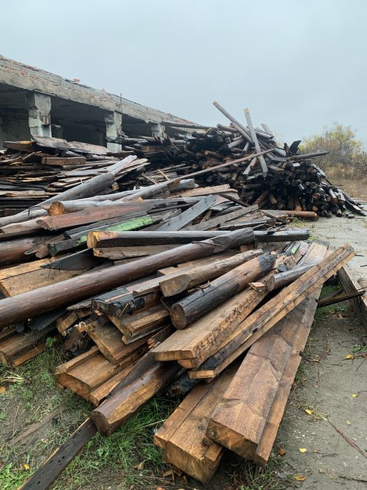 Продам дрова с разборки здания