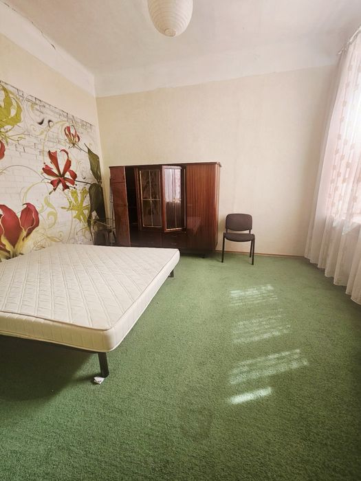 Аренда 2 ком. гостинку в центре, метро Бекетова, ул. Чигирина