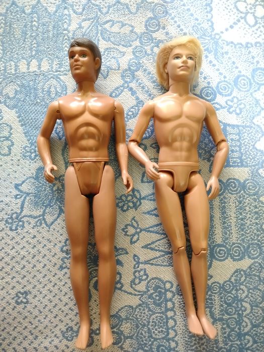 Кукла Кен  2 парня