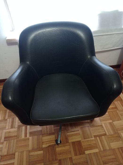 Duas Cadeira de escritório64284153445505122