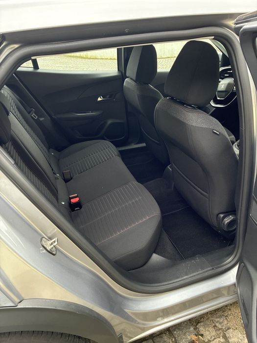 Peugeot 2008 1.2 gasolina