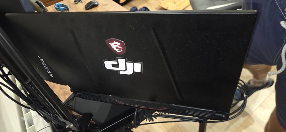 Laptop MSI GP75 Leopard 9SE 17 cali