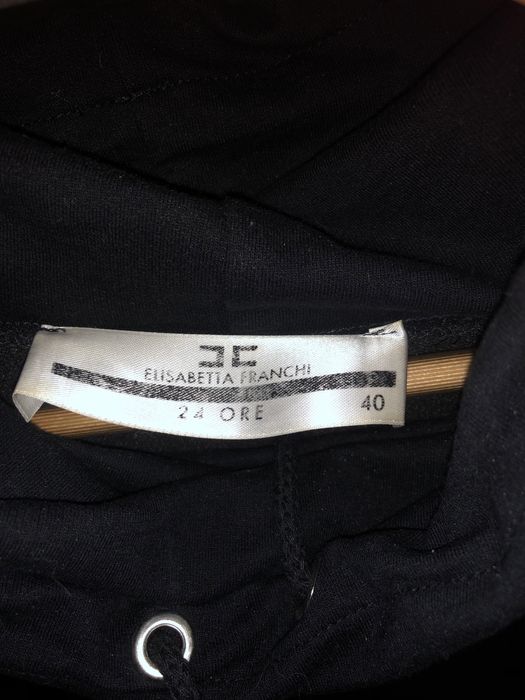 Продам стильну блузу