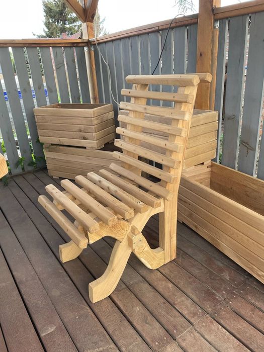 Zestaw drewniany do ogrodu