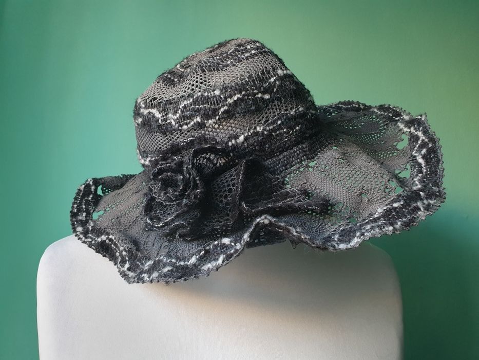 Kapelusz vintage handmade z szerokim rondem i kwiatem real vintage 50s