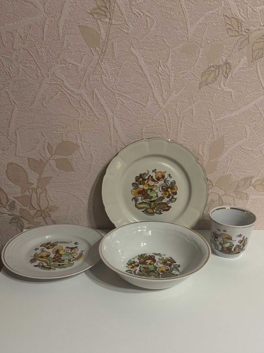 Наборы детской посуды"Колобок"Синельниково СССР