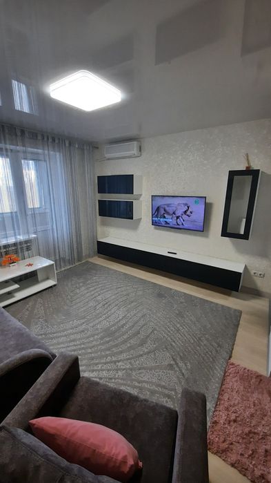 Сдаю посуточно 1к.кв.пр.Богоявленский 340/2