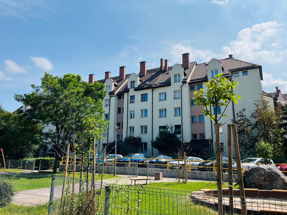 Duże mieszkanie przy pętli_Os. Ślichowice