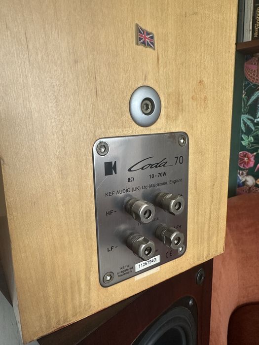 KEF Coda 70 colunas em bom estado