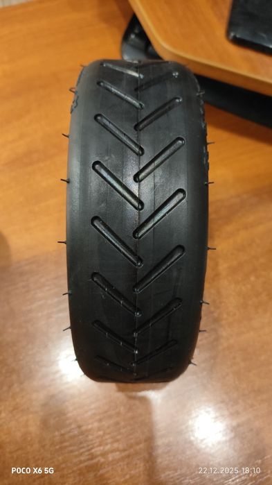 Шина із камерою для електросамокатів