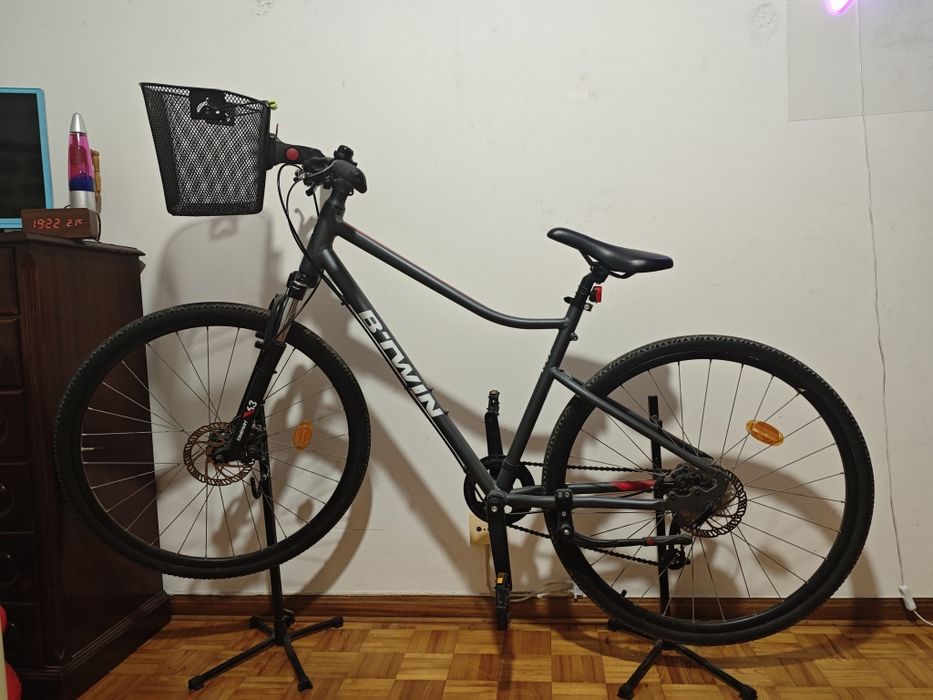 Bicicleta de roda 27,5 e com acessórios