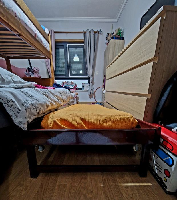 Cama de solteiro gaveta