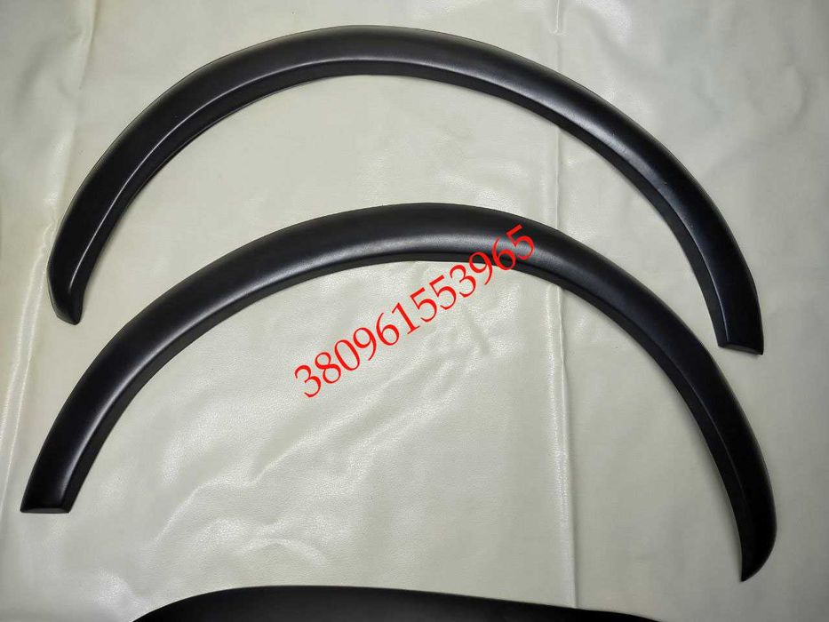 Накладки на арки Славтуа/Таврия (4 шт, пластик) новые