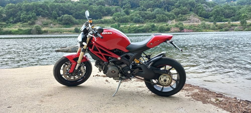 Ducati Monster 1100 EVO ABS