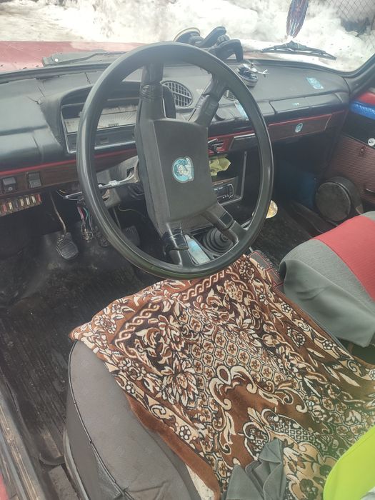 Продам ваз 2103..