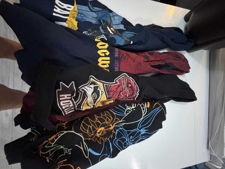 Zestaw bluz chłopięcych rozmiar 134