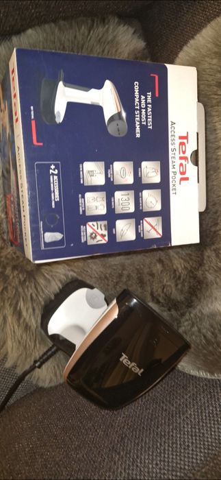 Parownica do ubrań nowa TEFAL Access Steam Pocket DT3030