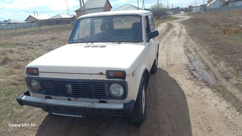 Нива тайга  бампер капот