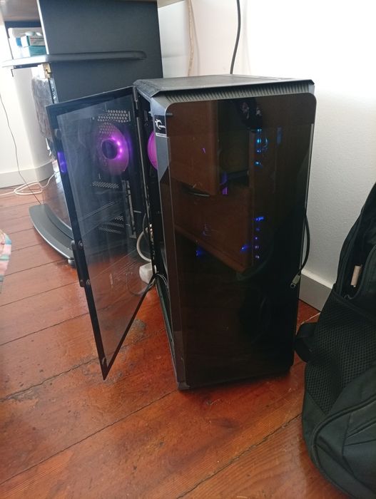 Computador completo chegar e ligar