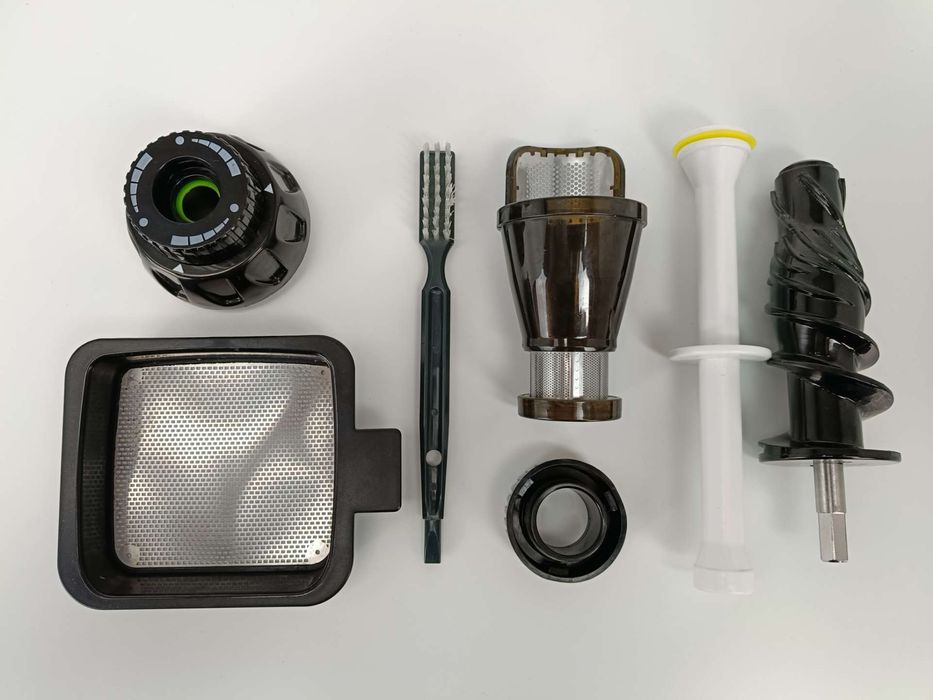 Wyciskarka Sokowirówka Wolnoobrotowa Omega MM900 Do soków