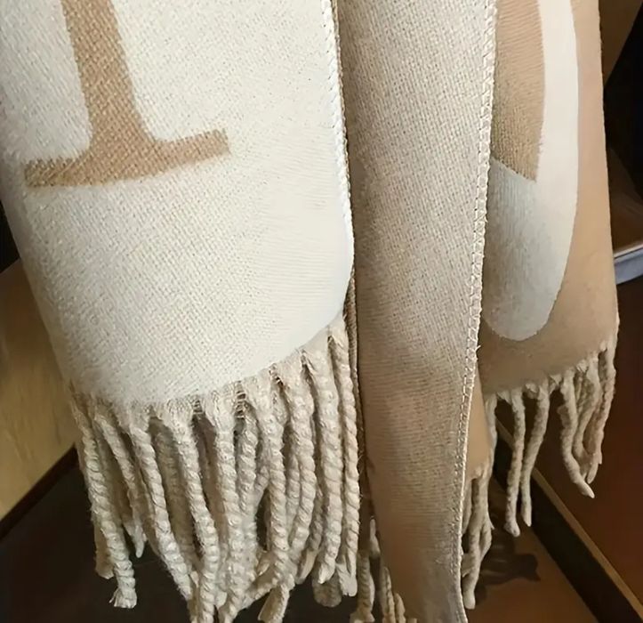 Elegancki dwustronny gruby szalik damski ciepły z frędzlami Nowy