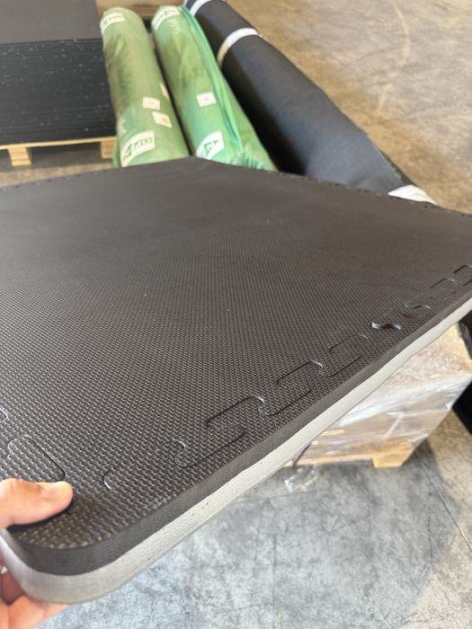 Tatami cinza/preto 4cm