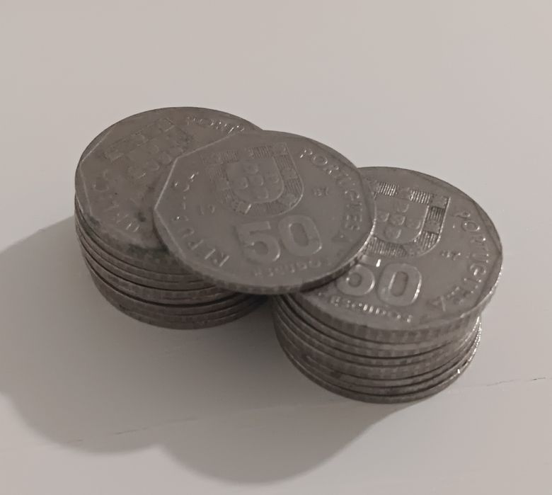 Lote Ref. 5: Moeda 50 escudos de 1988