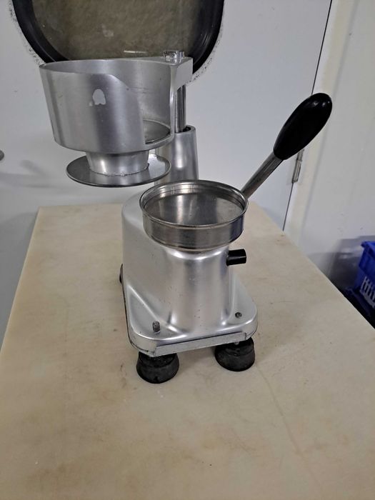 Máquina de hamburgers