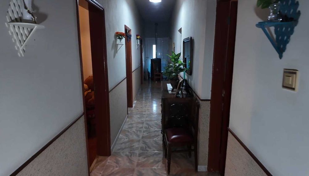 Moradia T5 Térrea Quintal e Lagar – Monfebres, Murça (Vila Real)