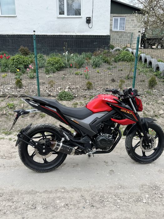 Продам ліфан 200