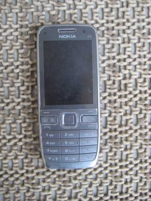 Telefon komórkowy komórka telefony komórkowe Nokia E52-1  RM-469 E65-1