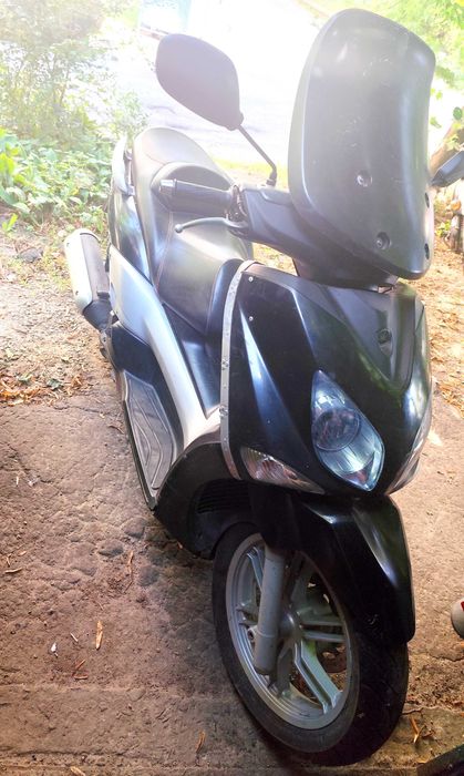 Jamaha x-city 250 махі скутер