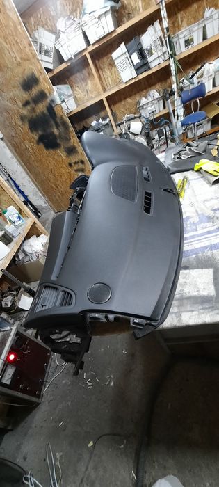 Перетяжка Торпед, потолка, сидений. Ремонт подушек airbag безопасности