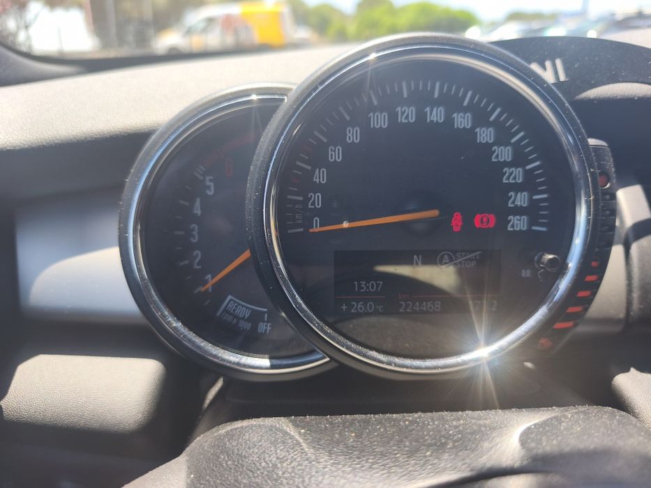 Vendo Mini one 1.5 D de 5 portas