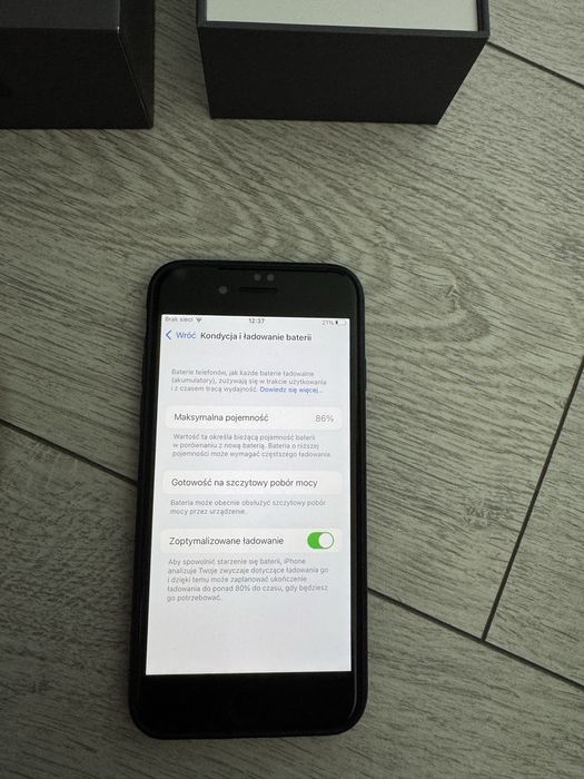 Iphone 8 64G Ładowarka