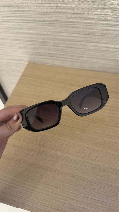 Oculos de sol Prada