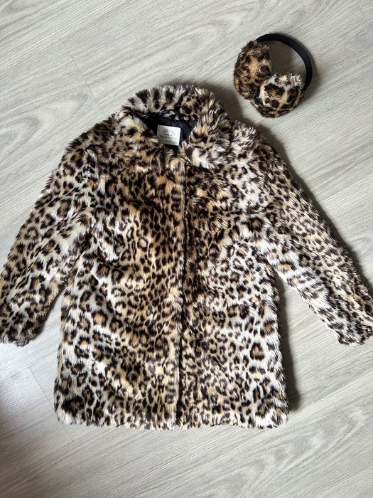 zara шубка леопард и накшники девочке 9-10 оет р.140