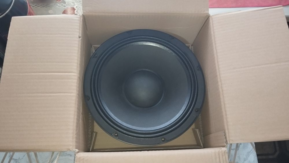 Динамик FB1203H Soundking 250Вт 8Ом