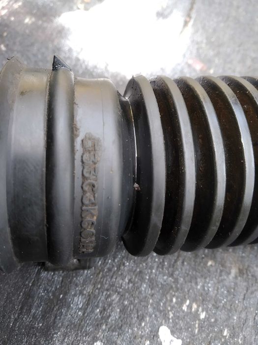 Пильник кермової тяги з ГПК (ГУР) F33C-3K661-AA Мондео Мк2 Мк1