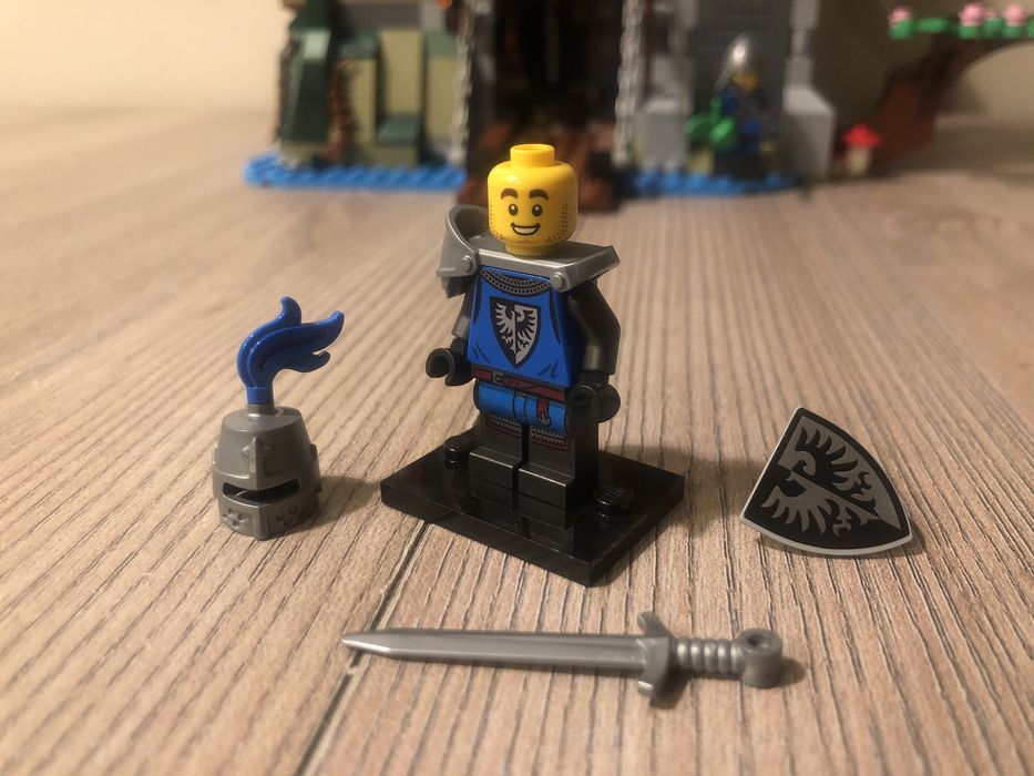 Black Falcon Castle rycerz LEGO 21325 full long sword