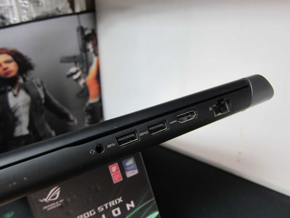 Dell 15 7000 Gamibg/Intel i5 7300Hq 3.50 GHz/Nvidia GTX 1050 4 gb