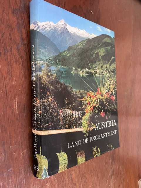 Lote de 12 Livros de Arte, Arquitetura e Património Histórico Mundial (Capa Dura) (inglês e outras línguas)
