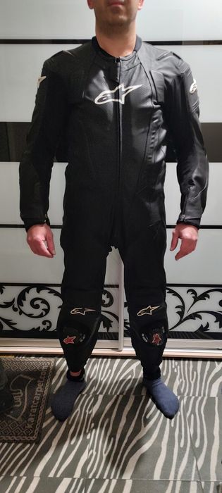Alpinestars цельный комбинезон размер EU 62, мотокуртка, как новый