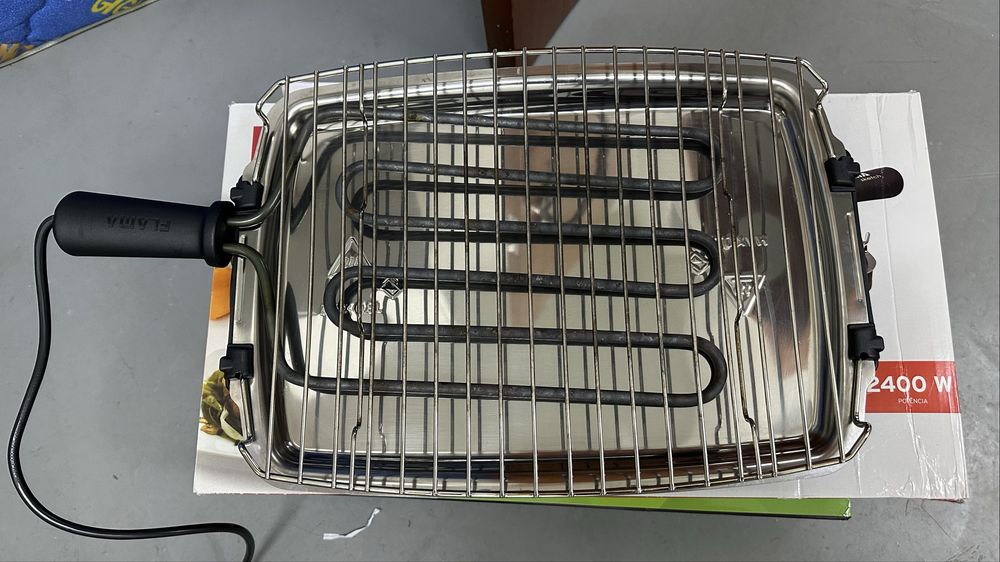 Grelhador Elétrico de Resistência 2400W 421FL