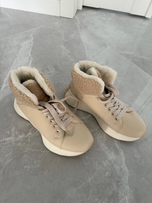 Черевики кросівки зимові р.39